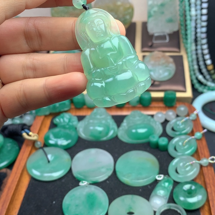 未镶嵌石英质玉珠宝半成品