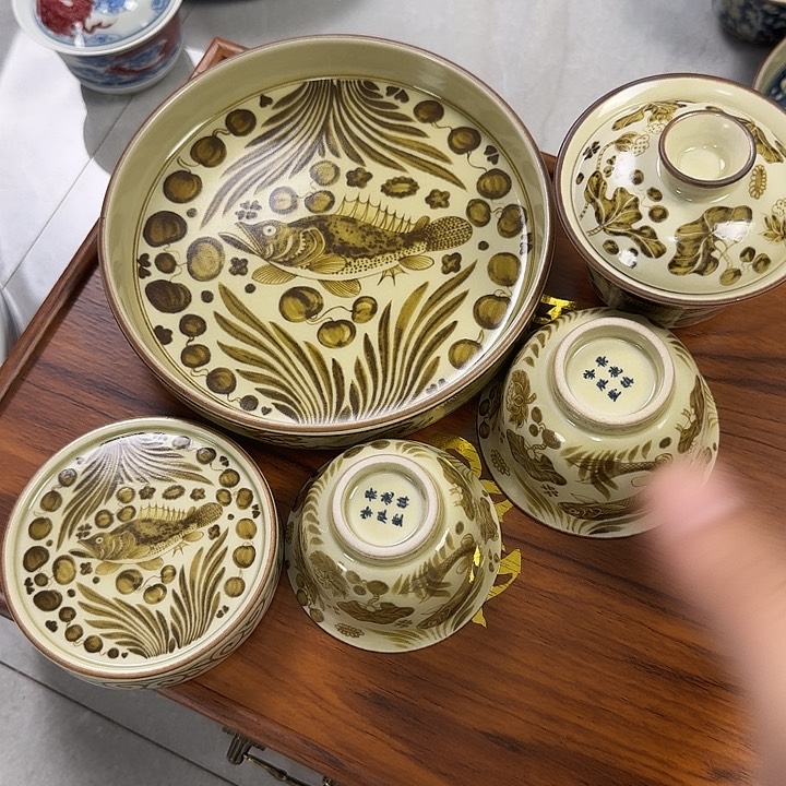 瓷片釉里金鱼藻纹五件套