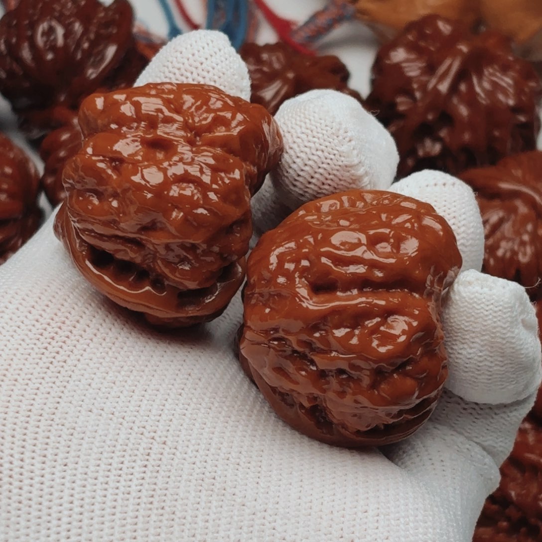 村***伙桃核吊坠蛤蟆头核桃