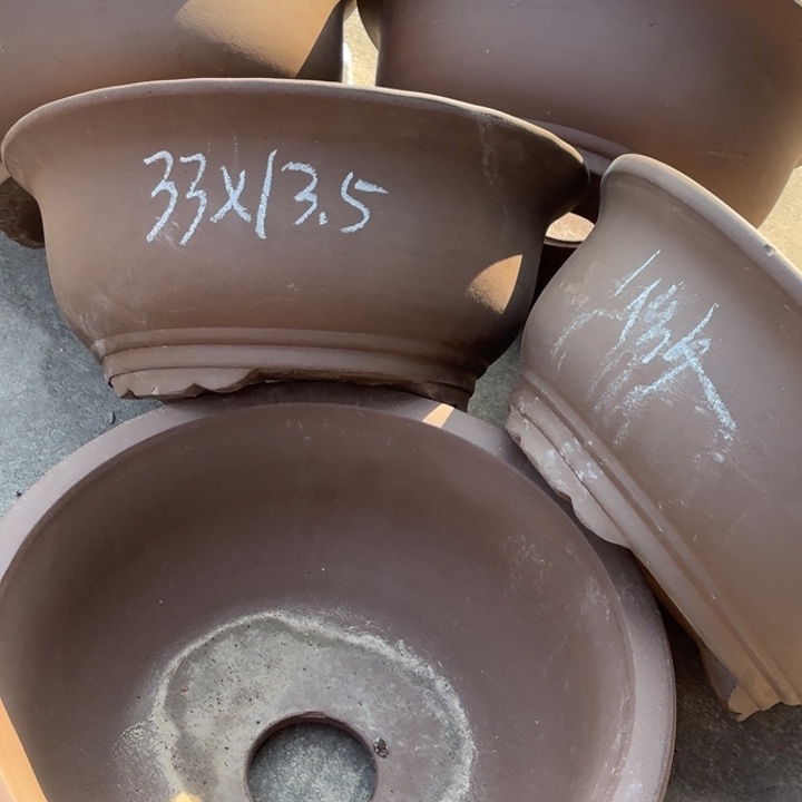 紫砂花盆100-5。 33-13.5。  微瑕。 