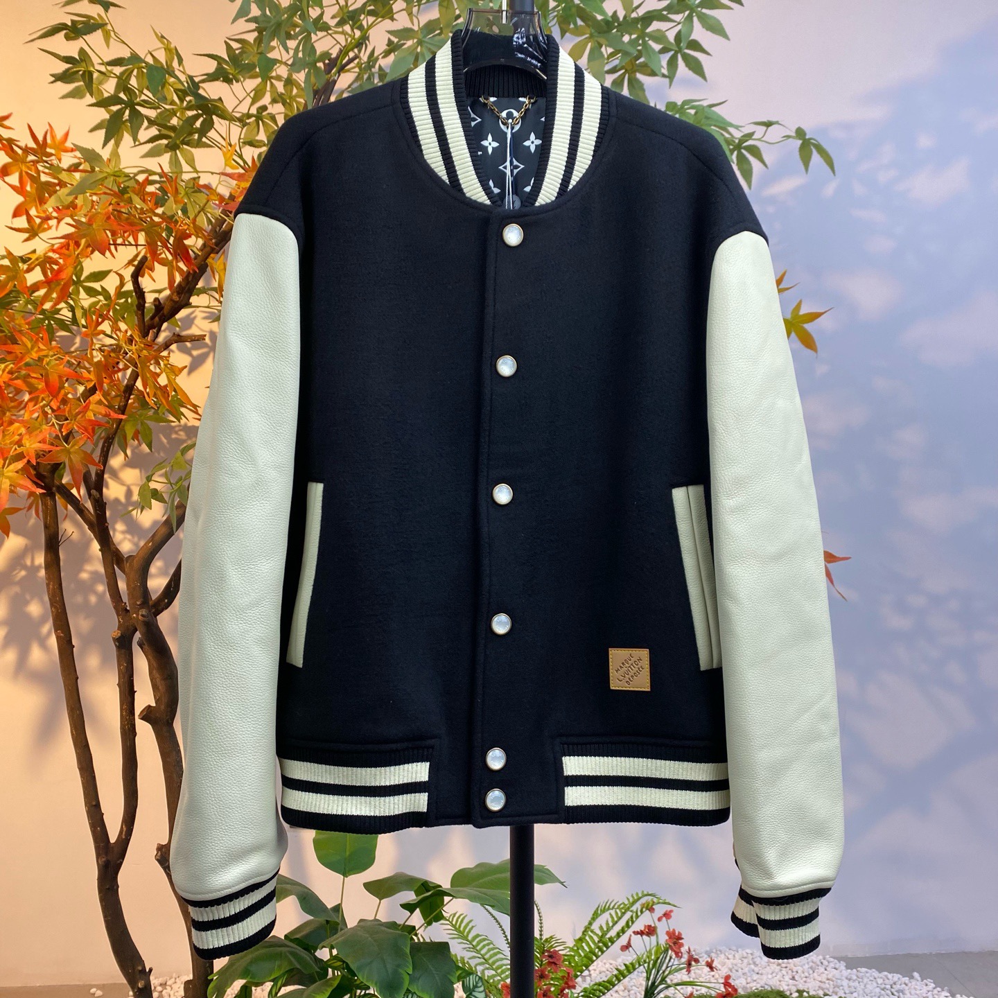 未使用 LouisVuitton/路易威登 251125/50/满印里衬拼接棒球夹克