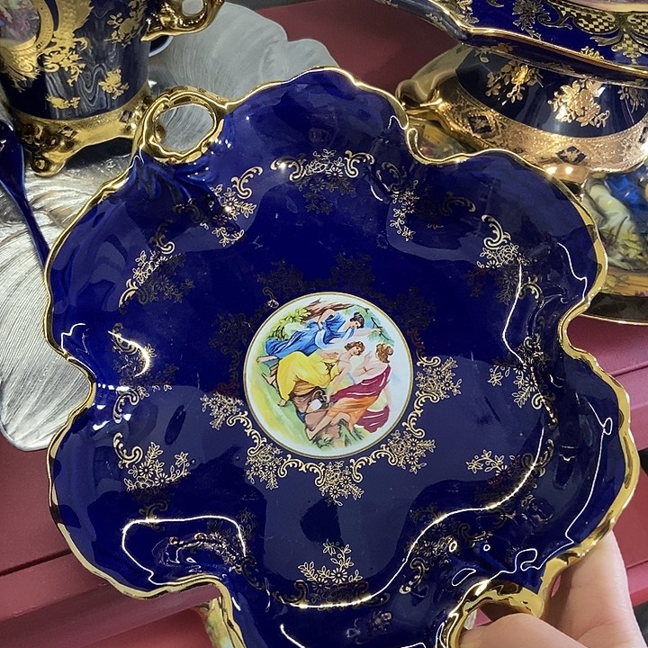 瓷片微瑕……………………………………