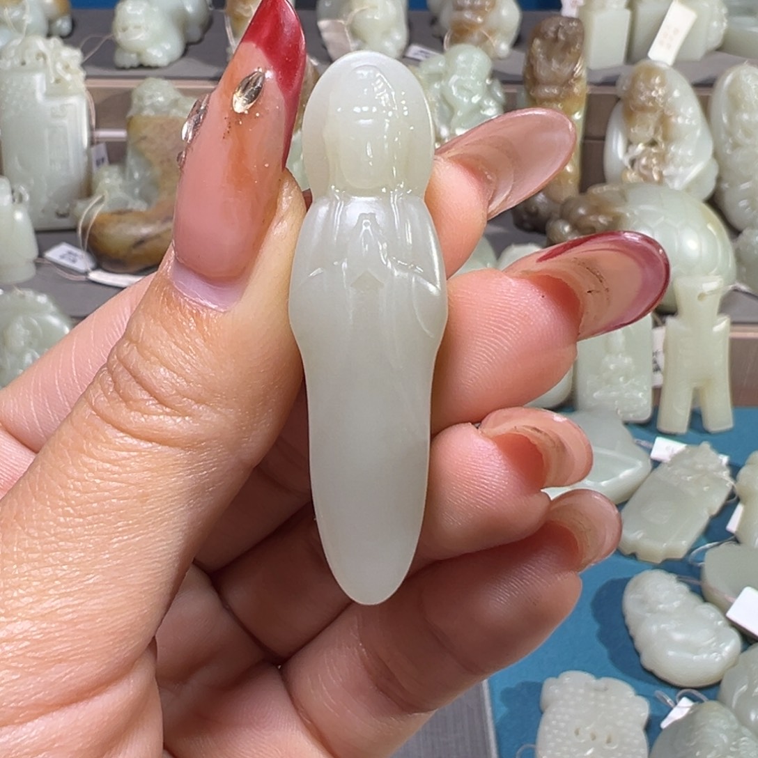 和田玉（糖玉）未镶嵌颈饰