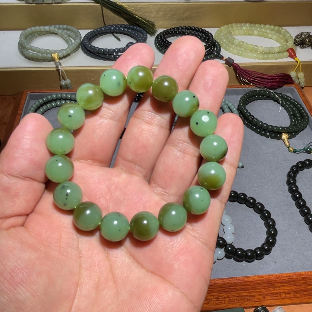 淡***8和田玉未镶嵌手链