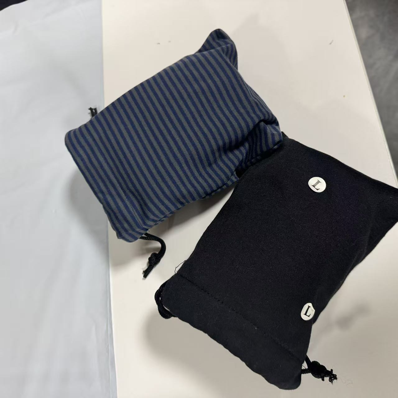 无yin 清仓福利 两色可选 潮流周边 拖鞋收纳