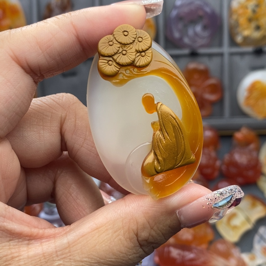 田***十玛瑙/玉髓未镶嵌颈饰