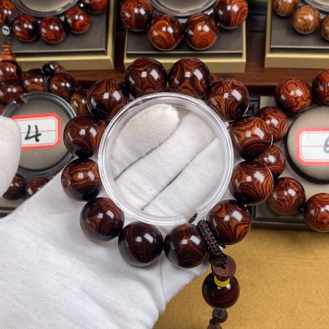 学***境黄花梨/降香黄檀1111