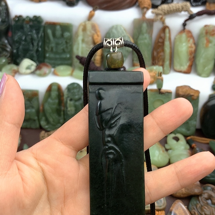 岫岩河磨玉（透闪石质玉）未镶嵌挂件