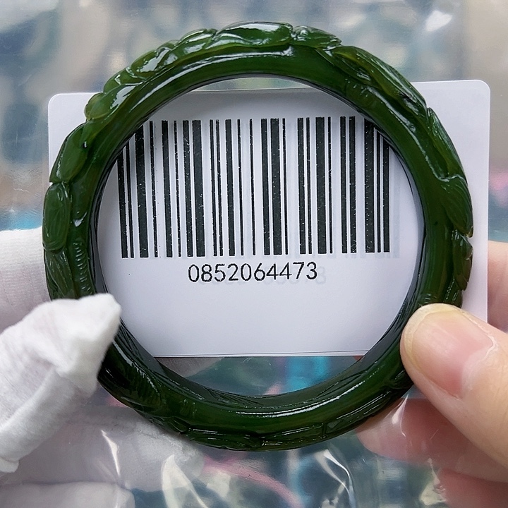 和田玉未镶嵌手镯包容58