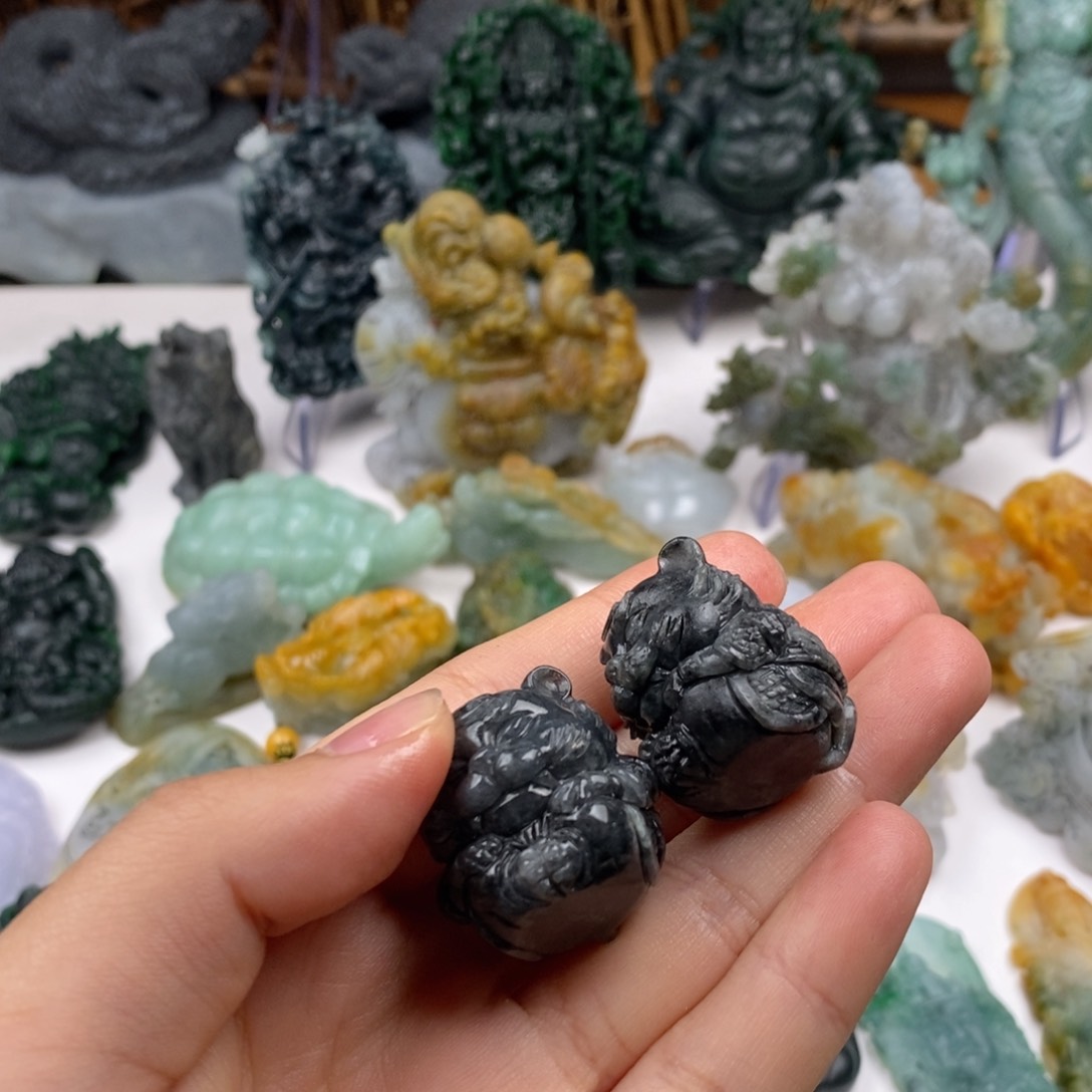 定制翡翠未镶嵌花**郎翡翠