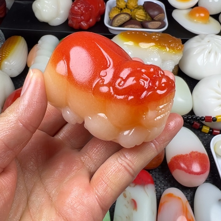 新疆戈壁五彩石金丝