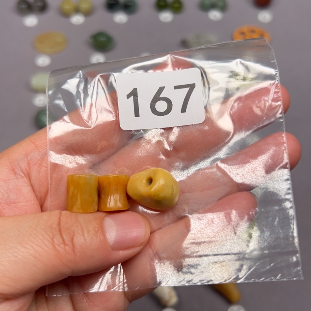 未镶嵌蛇纹石玉颈饰杨*涵微瑕不退不换