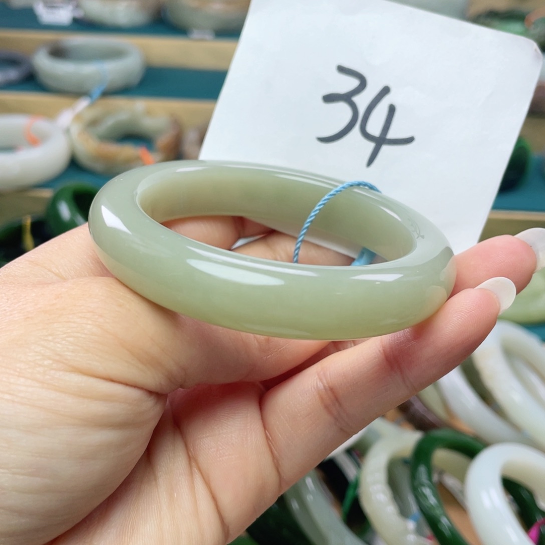 未镶嵌手镯和田玉圈口56