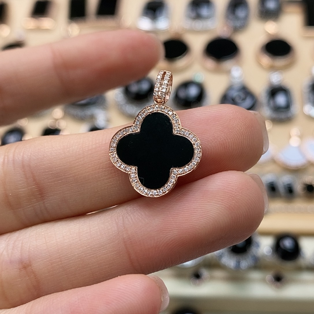 翡翠18K金镶嵌颈饰天然翡翠墨翠