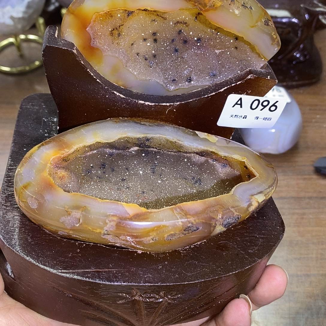 水晶大型摆件（非配饰）未镶嵌