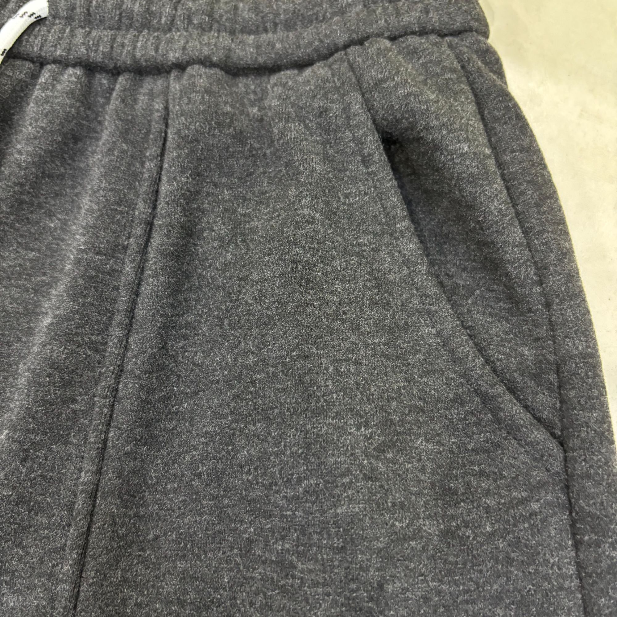 25秋冬加绒加厚750g针织软糯糯米裤休闲垂感窄版气球裤