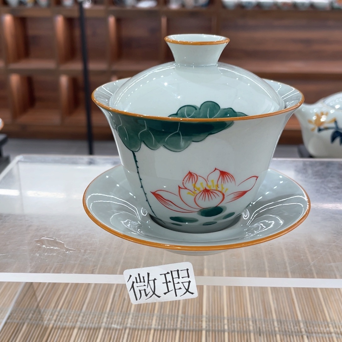 釉下手绘茶具微瑕