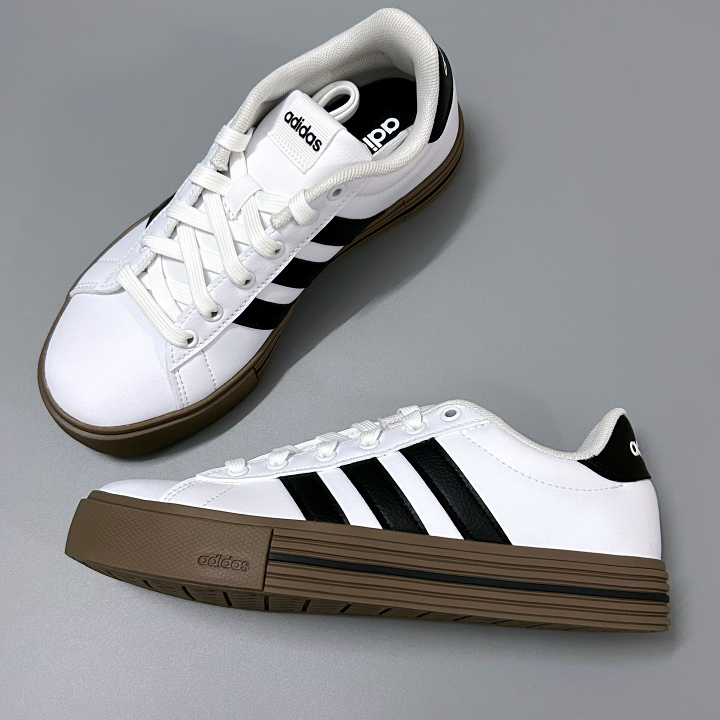 正品Adidas阿迪达斯男女春秋时尚复古百搭运动休闲低帮板鞋JR0077