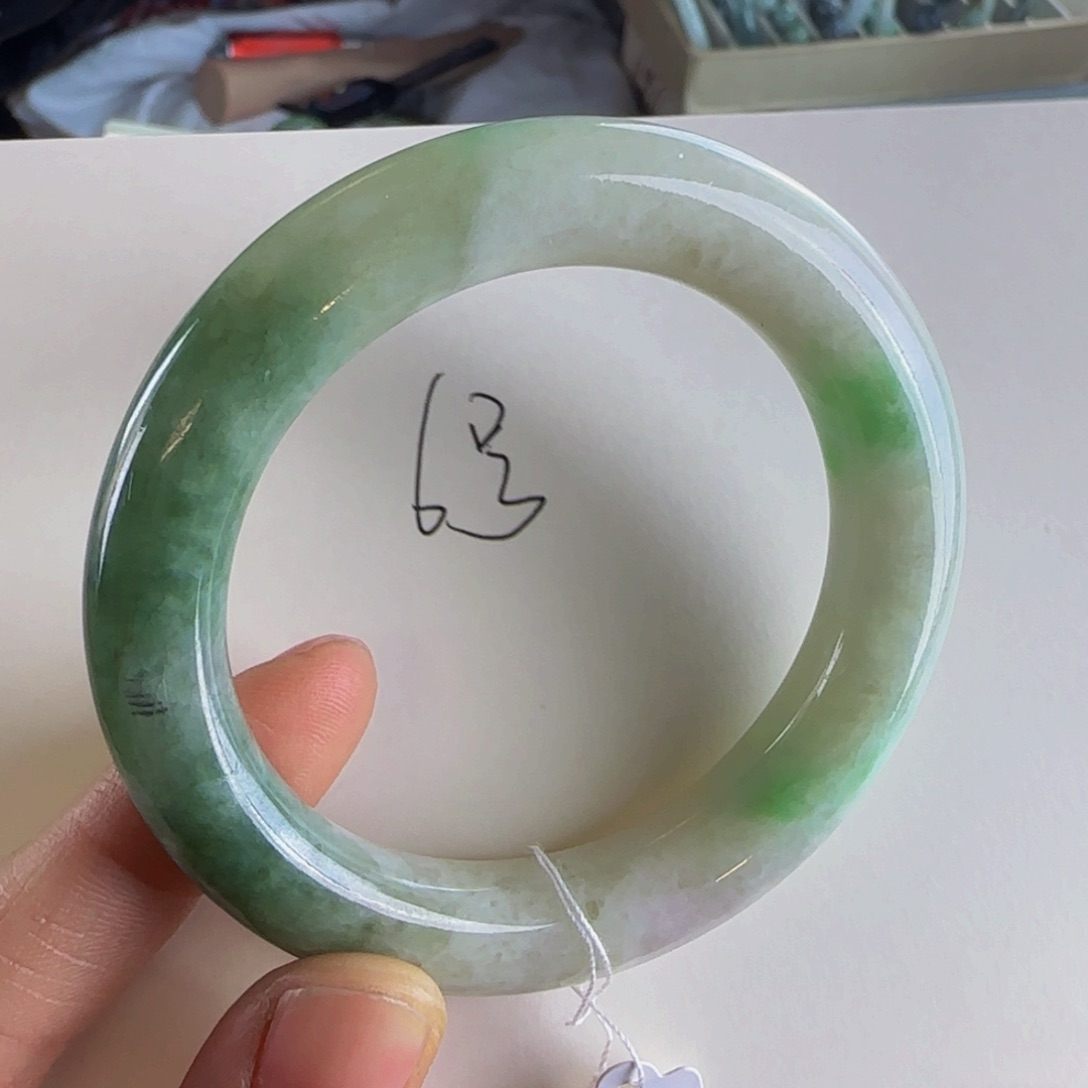 翡翠手镯未镶嵌老坑52