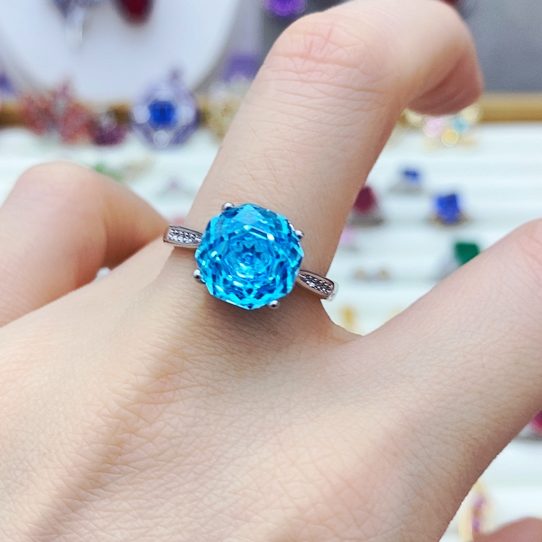 未镶嵌戒圈海蓝宝石