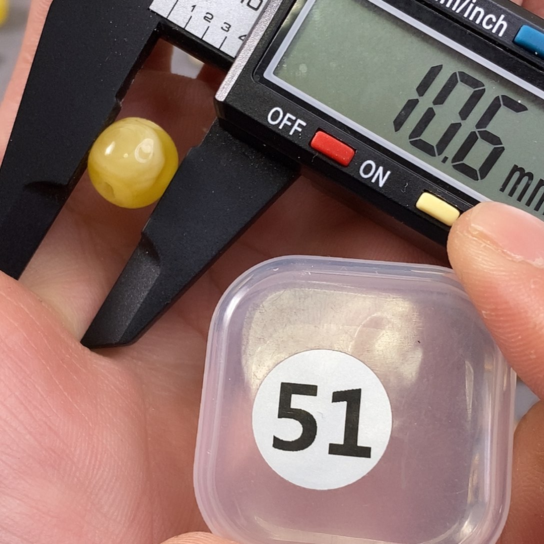 琥珀裸石未镶嵌微瑕