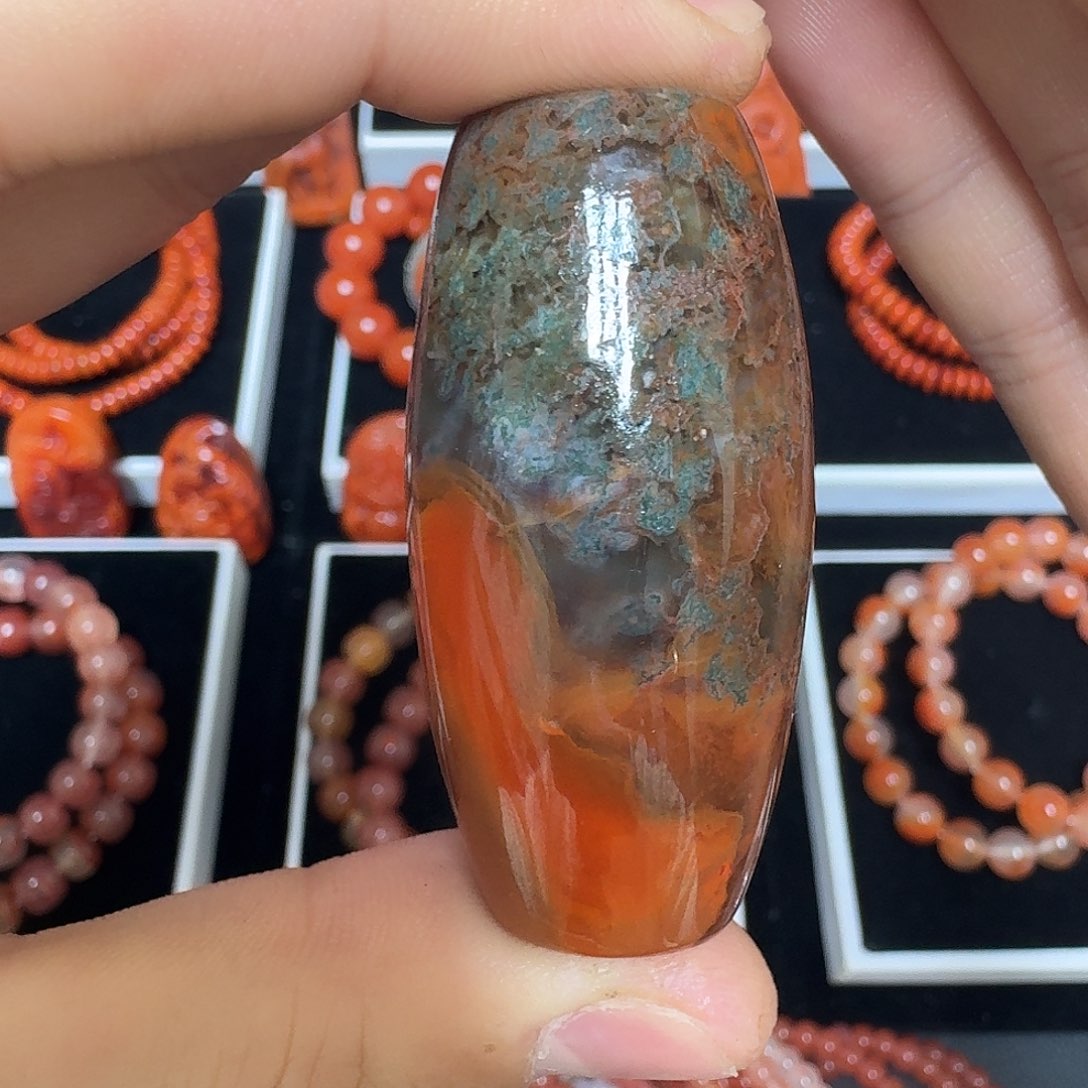 南红玛瑙未镶嵌川料瓦西柿子红半山半水铁皮包浆桶珠59.3g