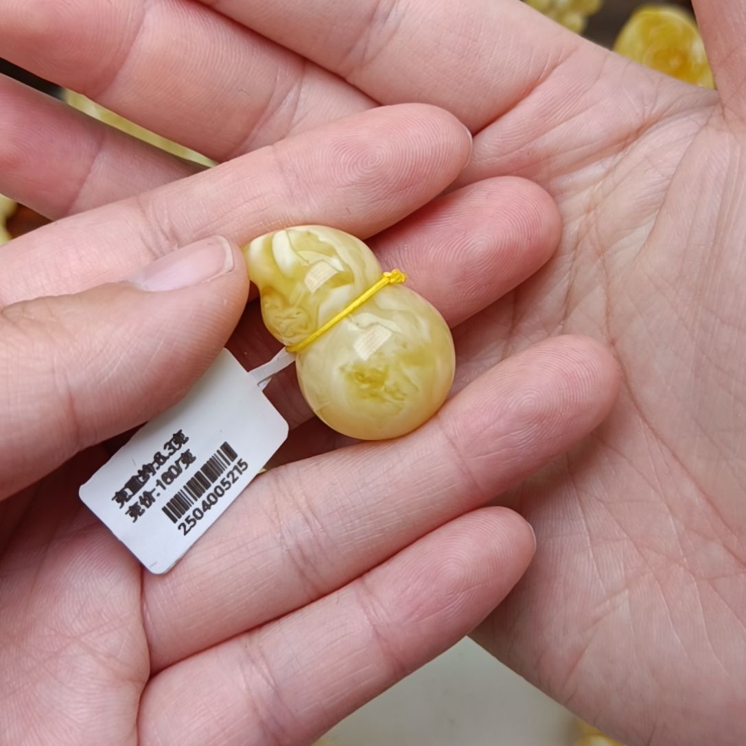 未镶嵌吊坠(不含链)蜜蜡立体葫芦