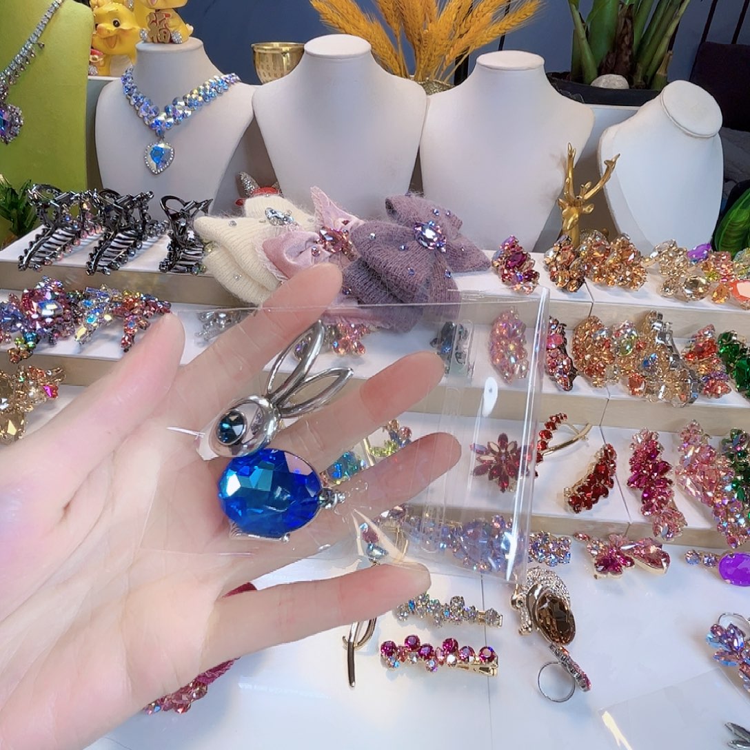 薇***菇琉璃纯铜合金施华兔兔