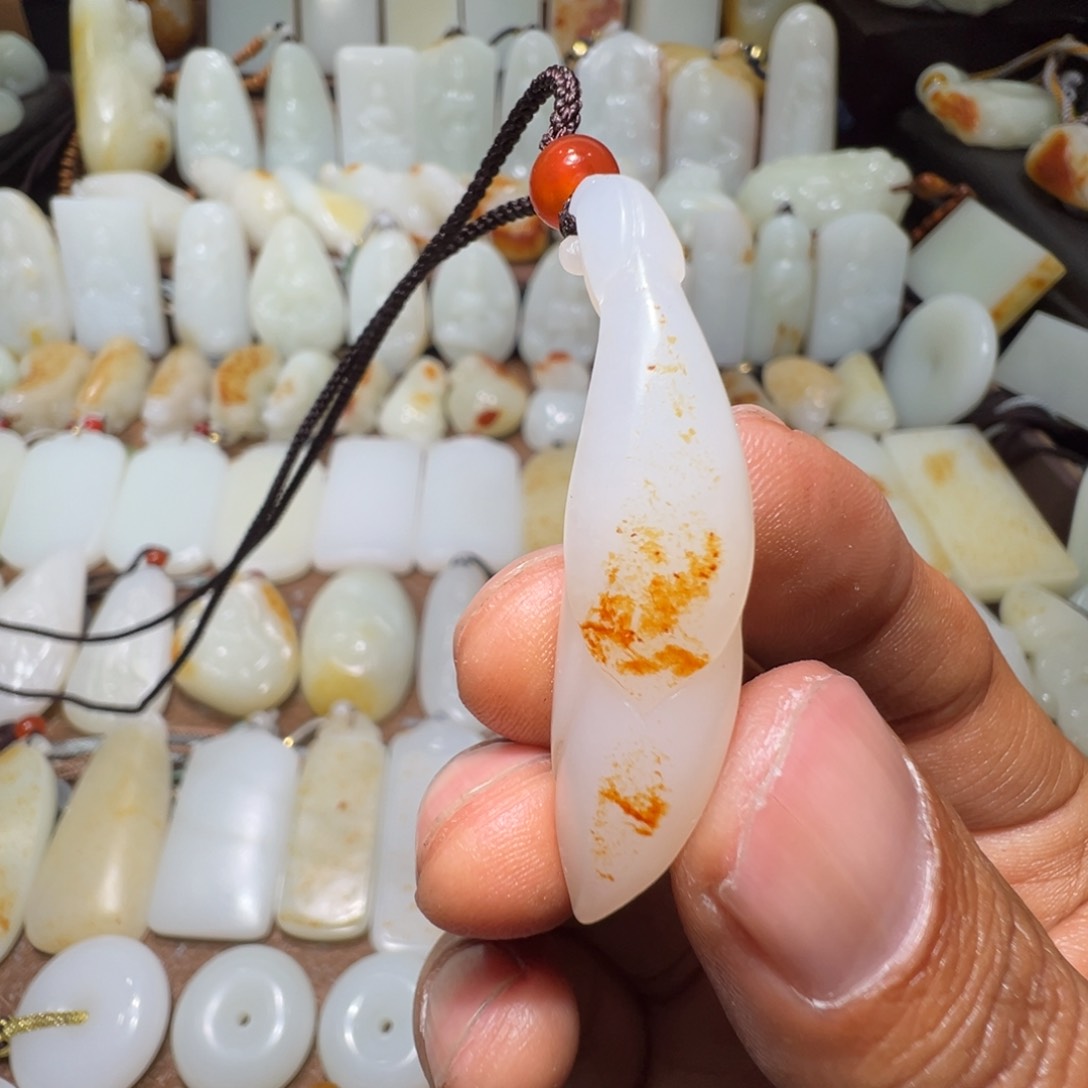 和田玉吊坠(不含链)未镶嵌咕**o