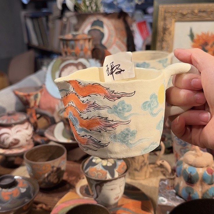 手工制作各种精美陶瓷