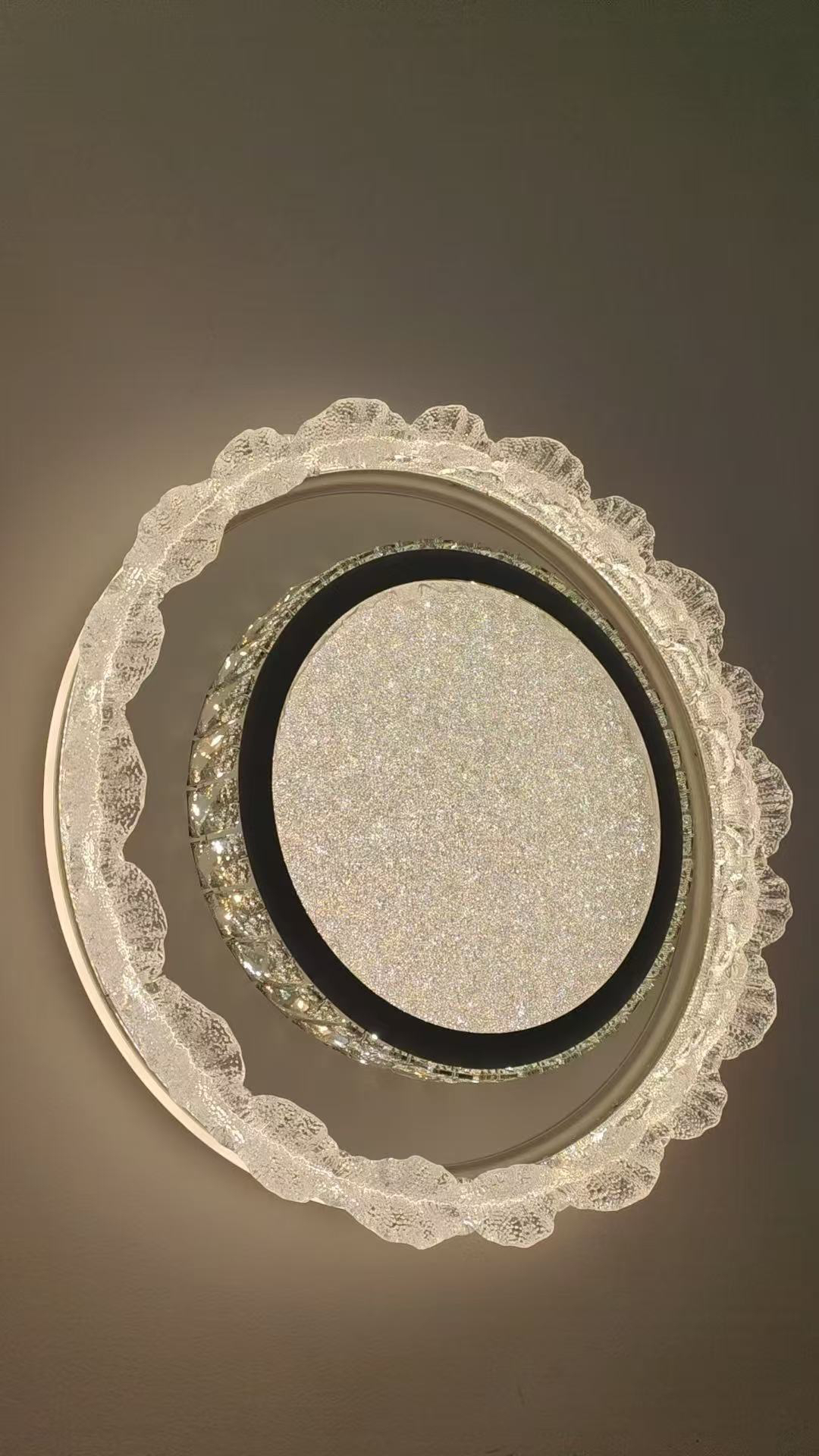 2025新款高端时尚款卧室灯