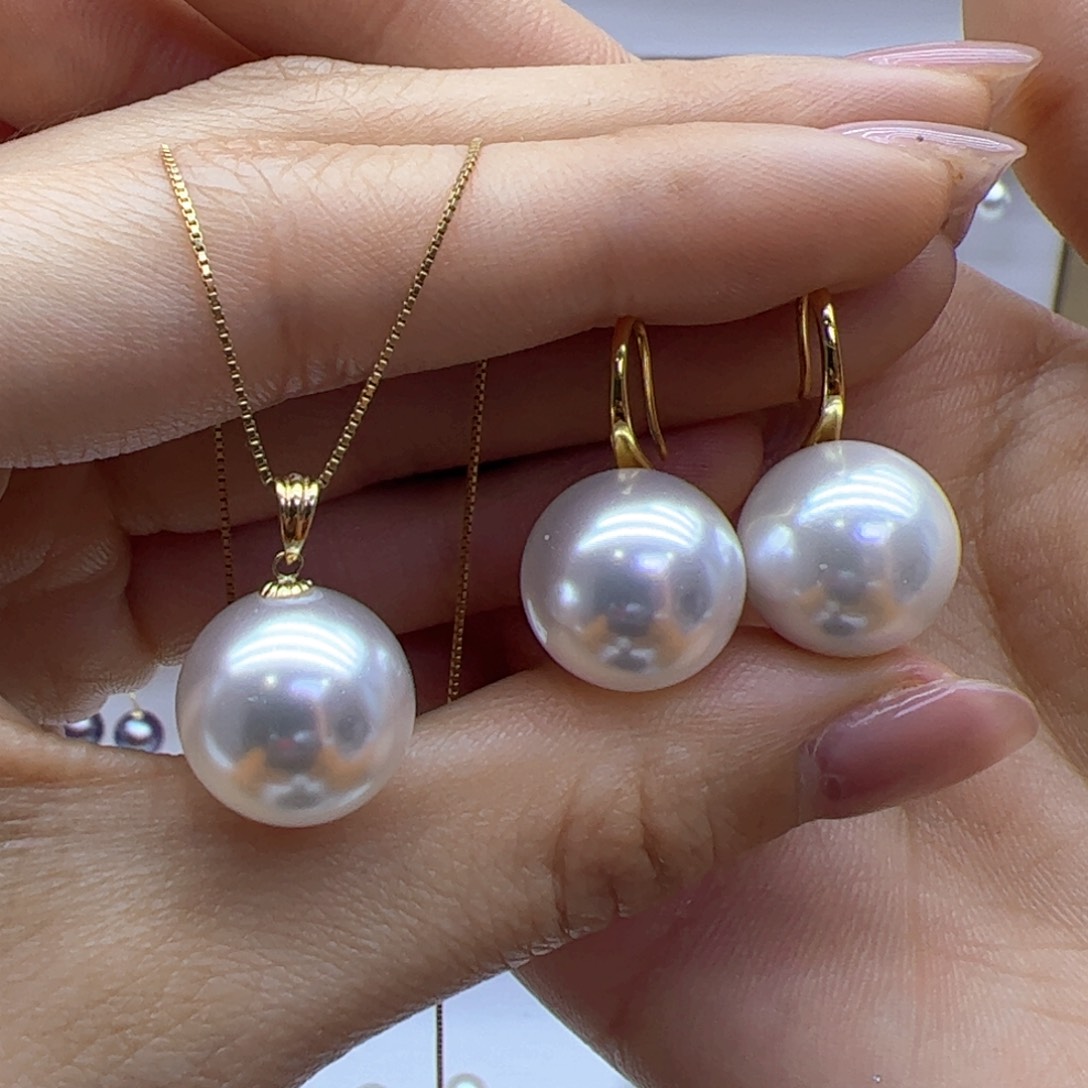 淡水珍珠吊坠(赠链)18K金镶嵌