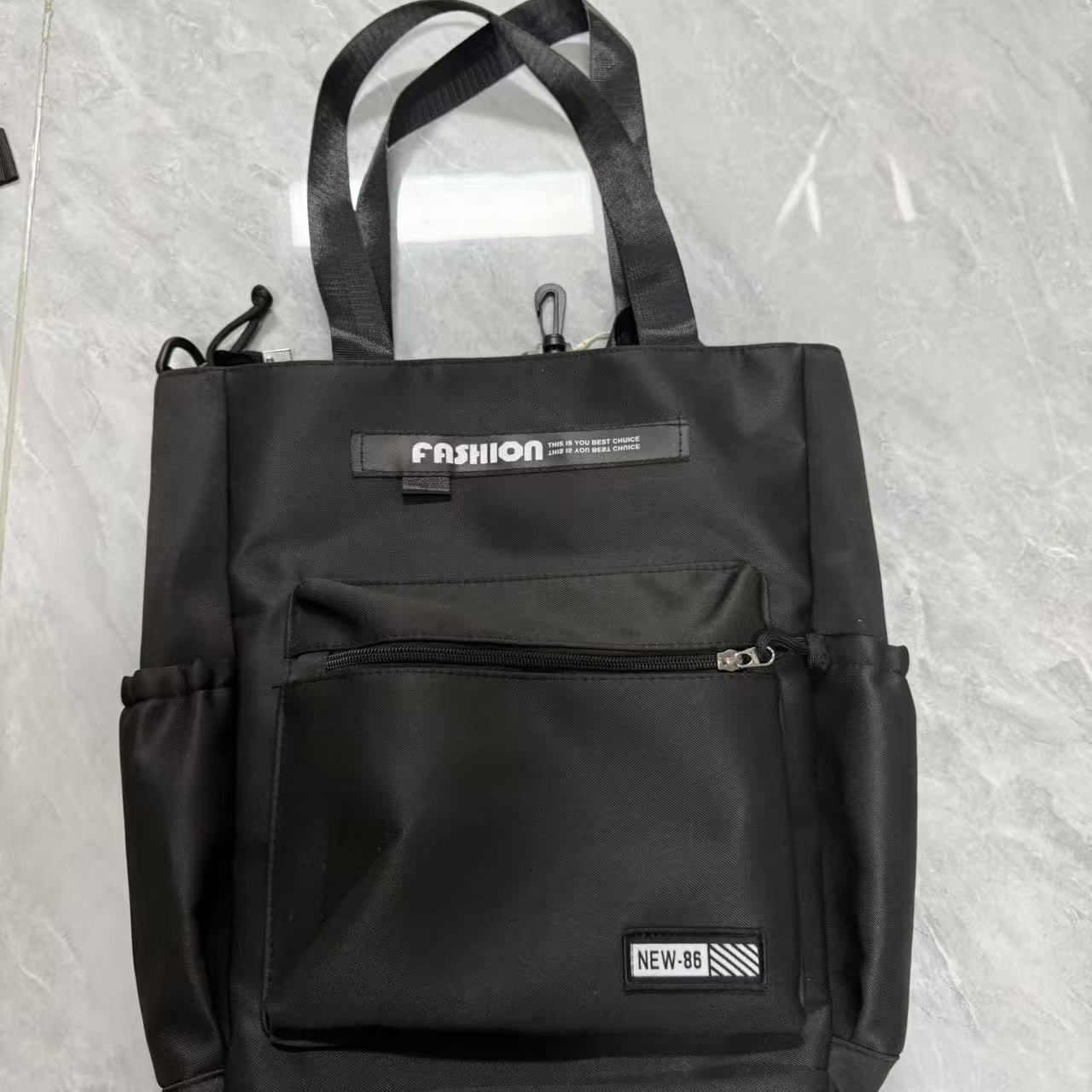 大容量男包包男士单肩包斜挎包休闲斜包机车包潮骑行背包