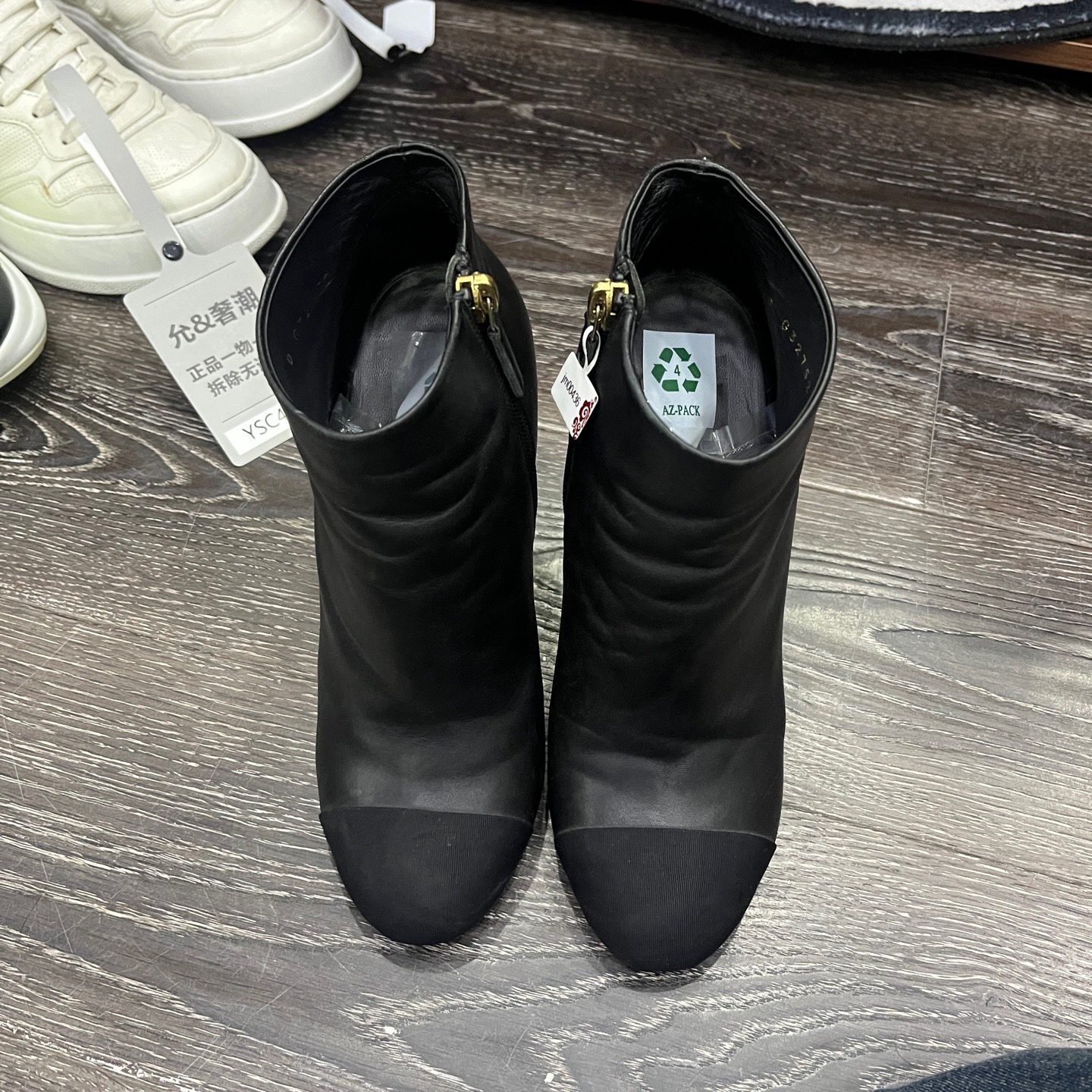 95新 Alexander McQueen/亚历山大·麦昆 Chanel黑色珍珠高跟短靴