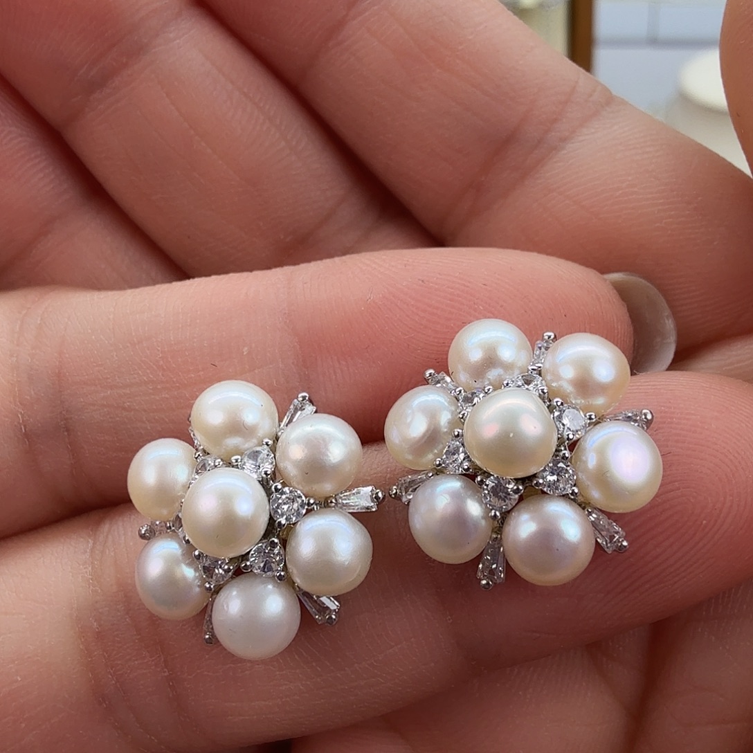 淡水珍珠耳饰未镶嵌