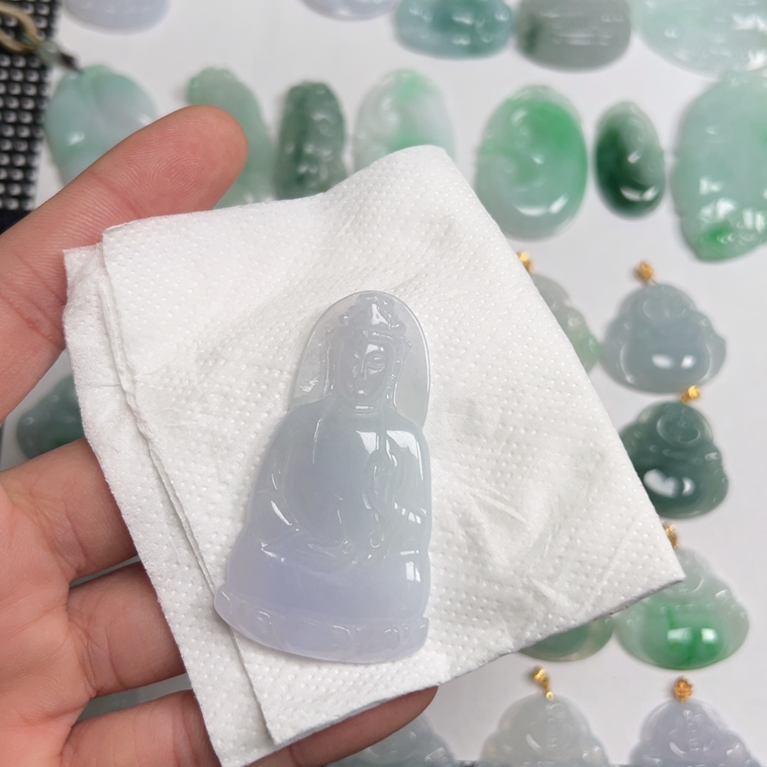 翡翠未镶嵌颈饰翡翠观音