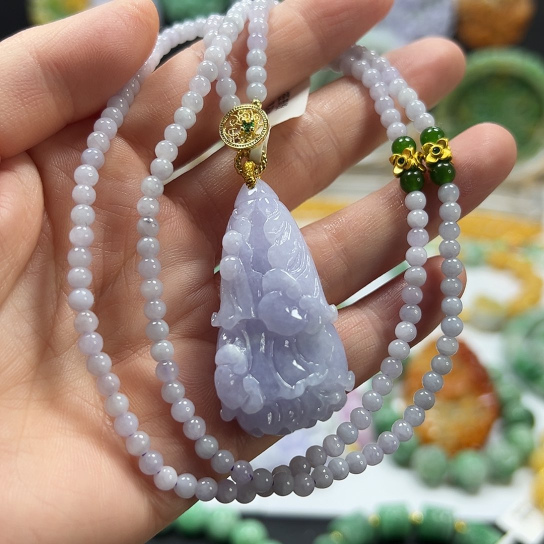 翡翠未镶嵌颈饰吊坠