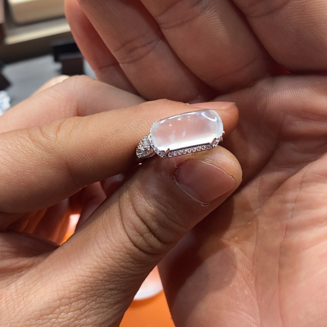 石英质玉颈饰银S925镶嵌