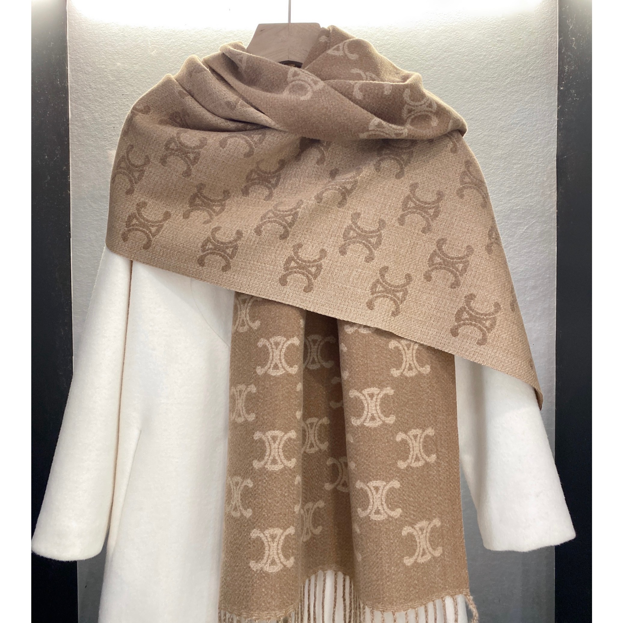 Collection今屿 轻奢高级保暖双面印花大披肩围巾 JY2504W0942