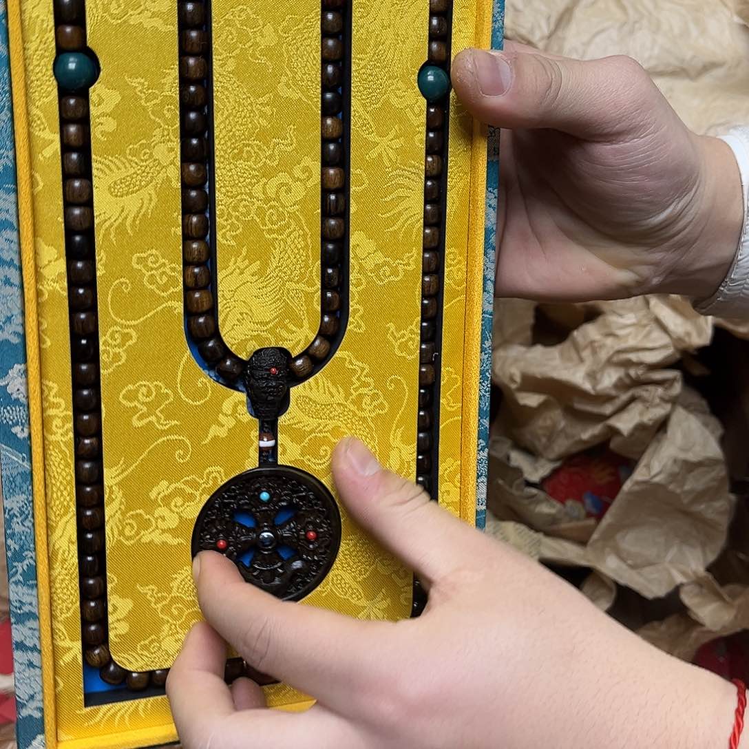 大叶紫檀（黑酸枝木类）