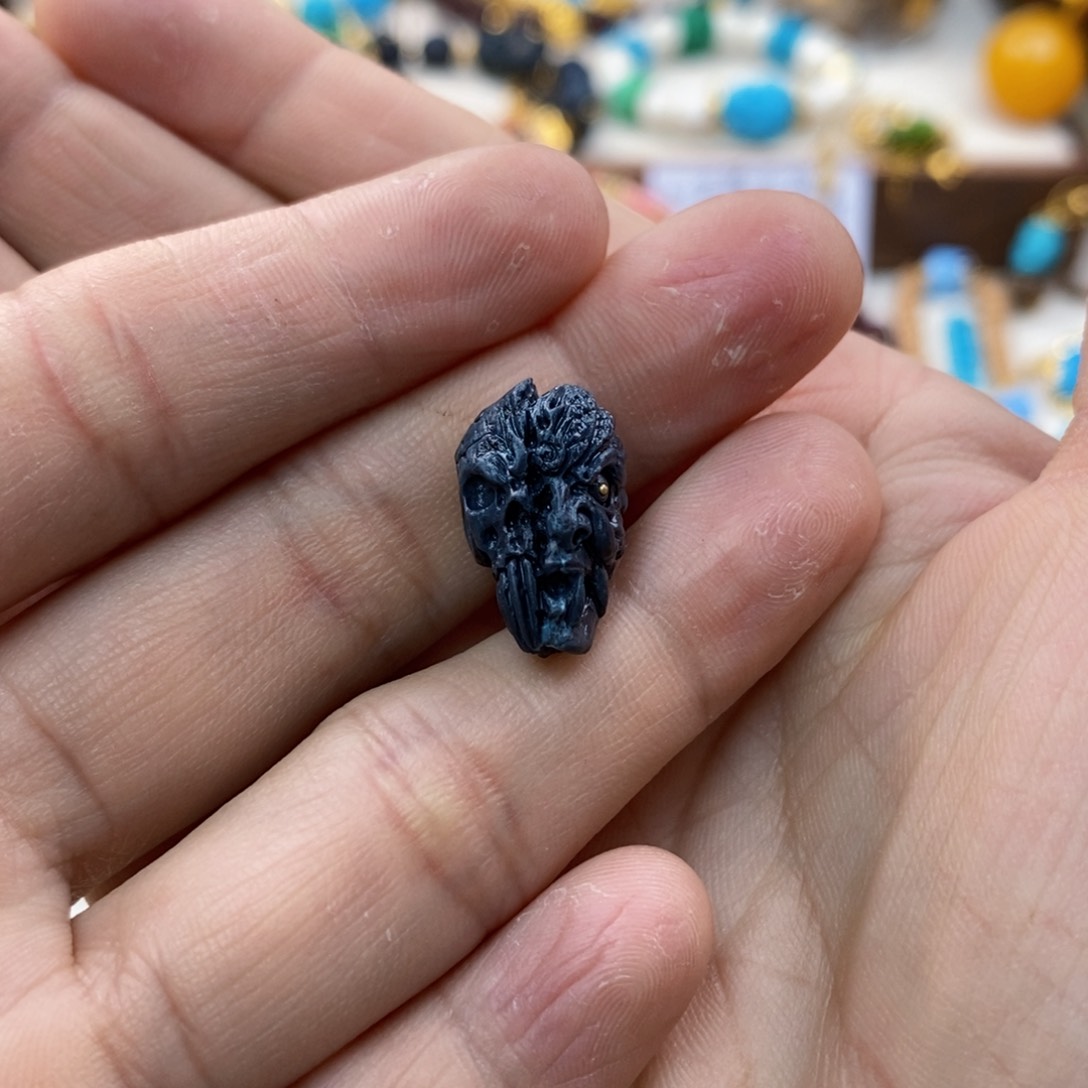 绿松石未镶嵌雾霾蓝背云