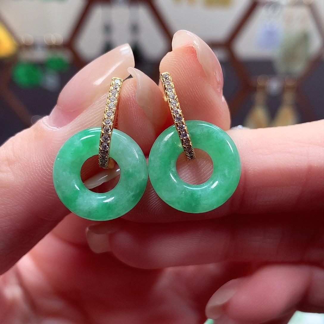 翡翠耳饰银S925镶嵌天然翡翠