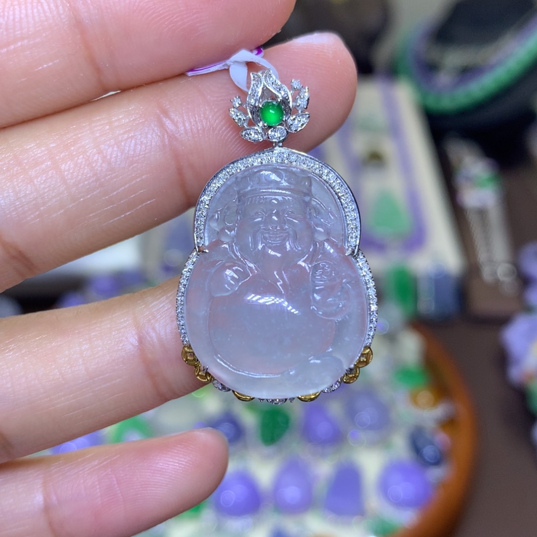 翡翠颈饰18K金镶嵌翡翠