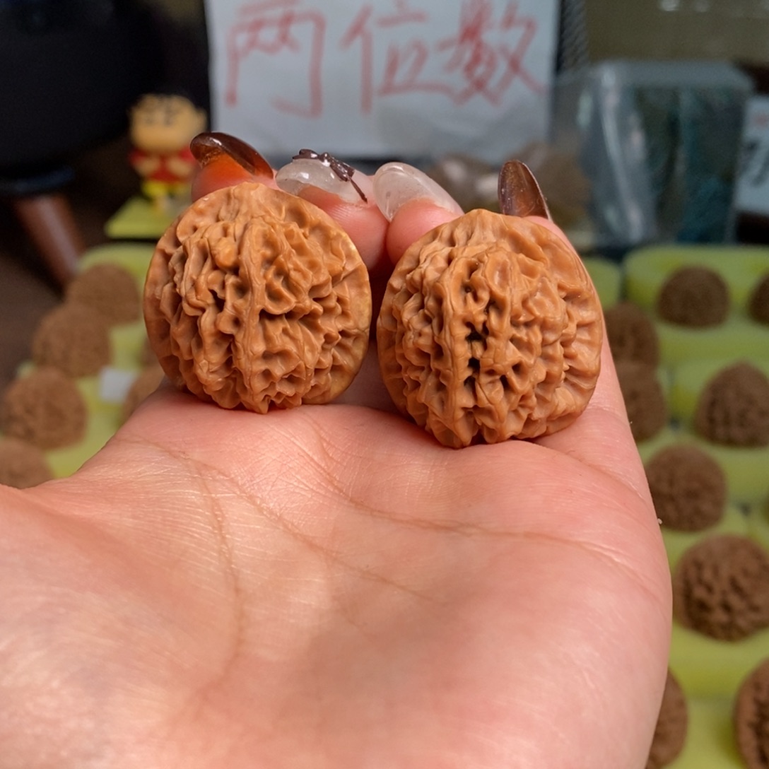 核桃秦岭闷尖狮子头29瑕疵