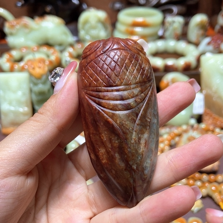 岫岩河磨玉（透闪石质玉）未镶嵌把件