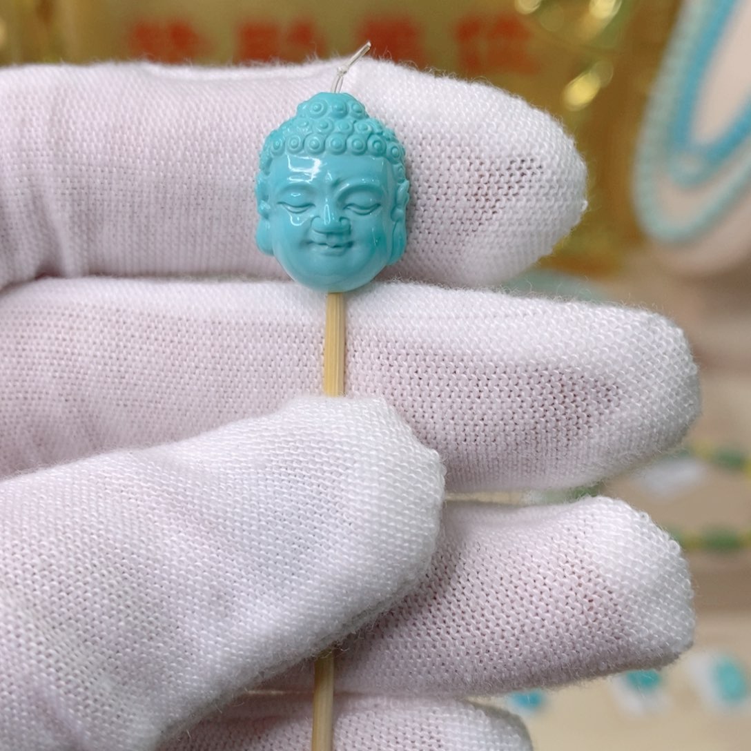 绿松石雕刻件未镶嵌