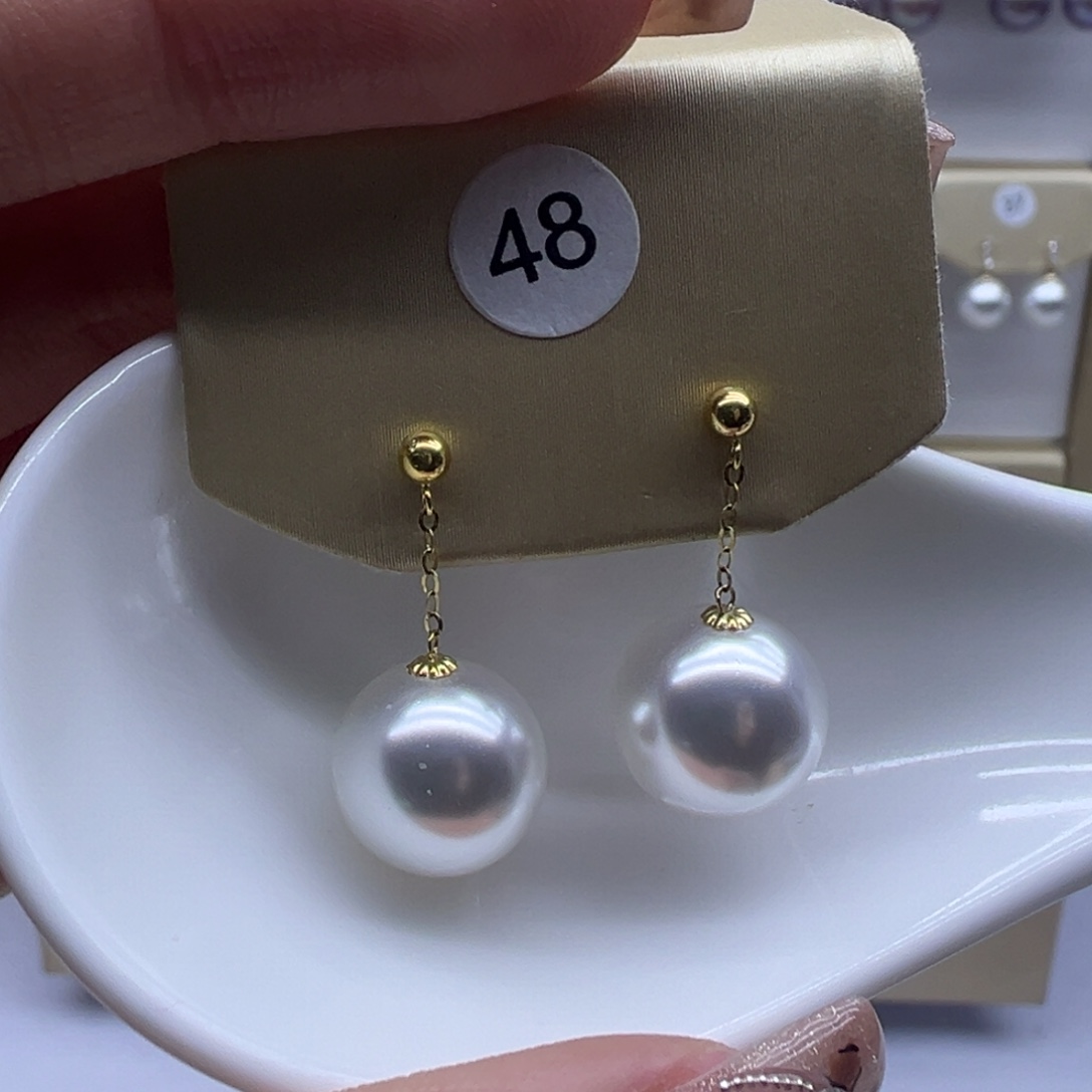 18K金镶嵌淡水珍珠耳饰