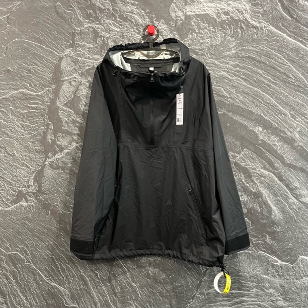 博柏利伦敦限量款冲锋衣/M码/99新/01080