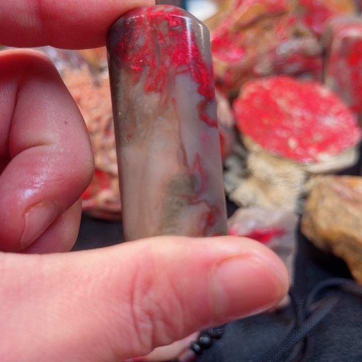 昌化鸡血石昌化鸡血石