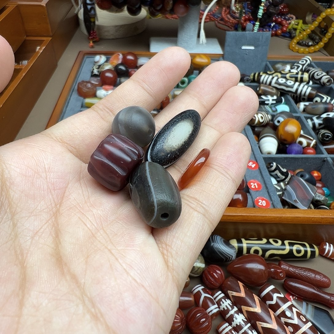 玛瑙/玉髓未镶嵌珠宝半成品